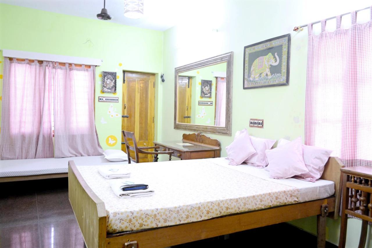 A La Villa Creole Puducherry Eksteriør billede